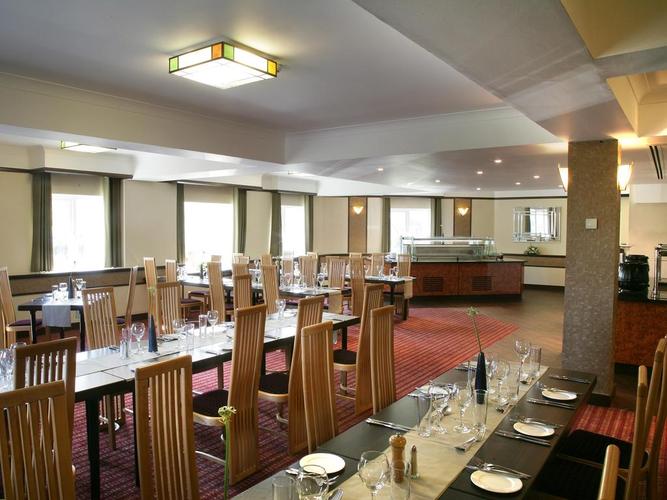 management development centre(克兰菲尔德管理发展中心酒店)